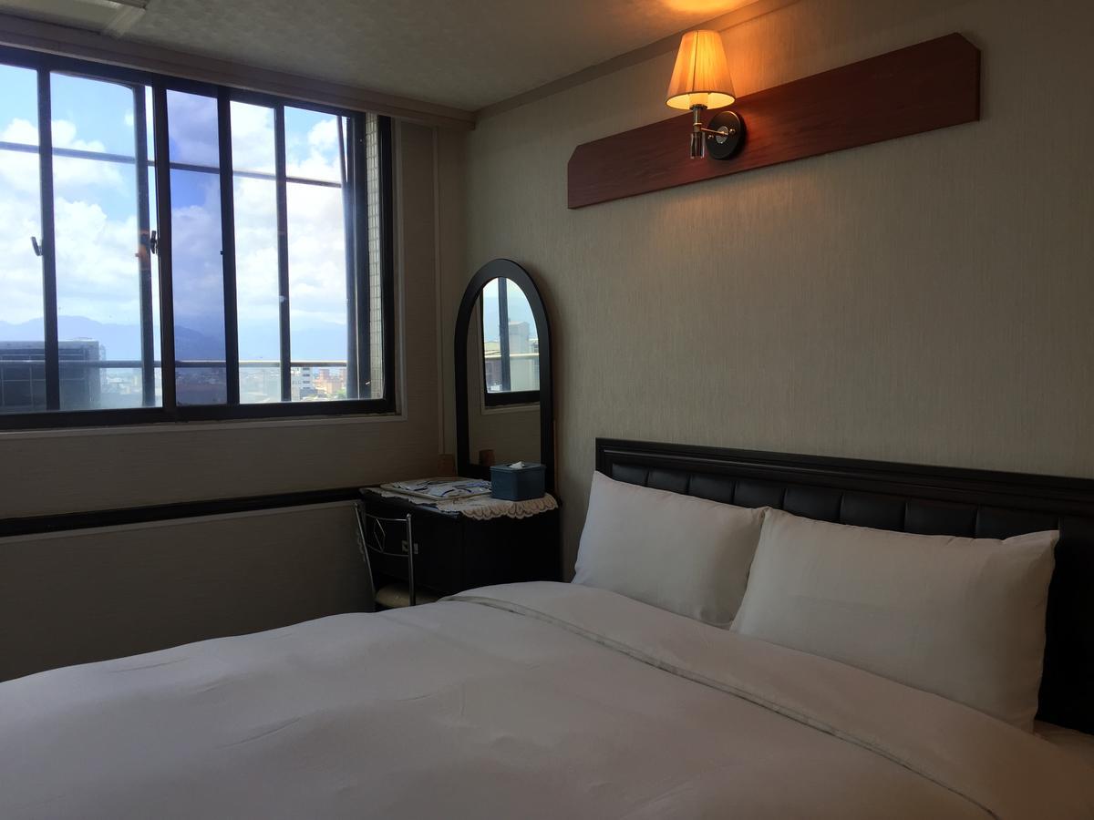 King Lo Tung Hotel Luodong Exterior photo